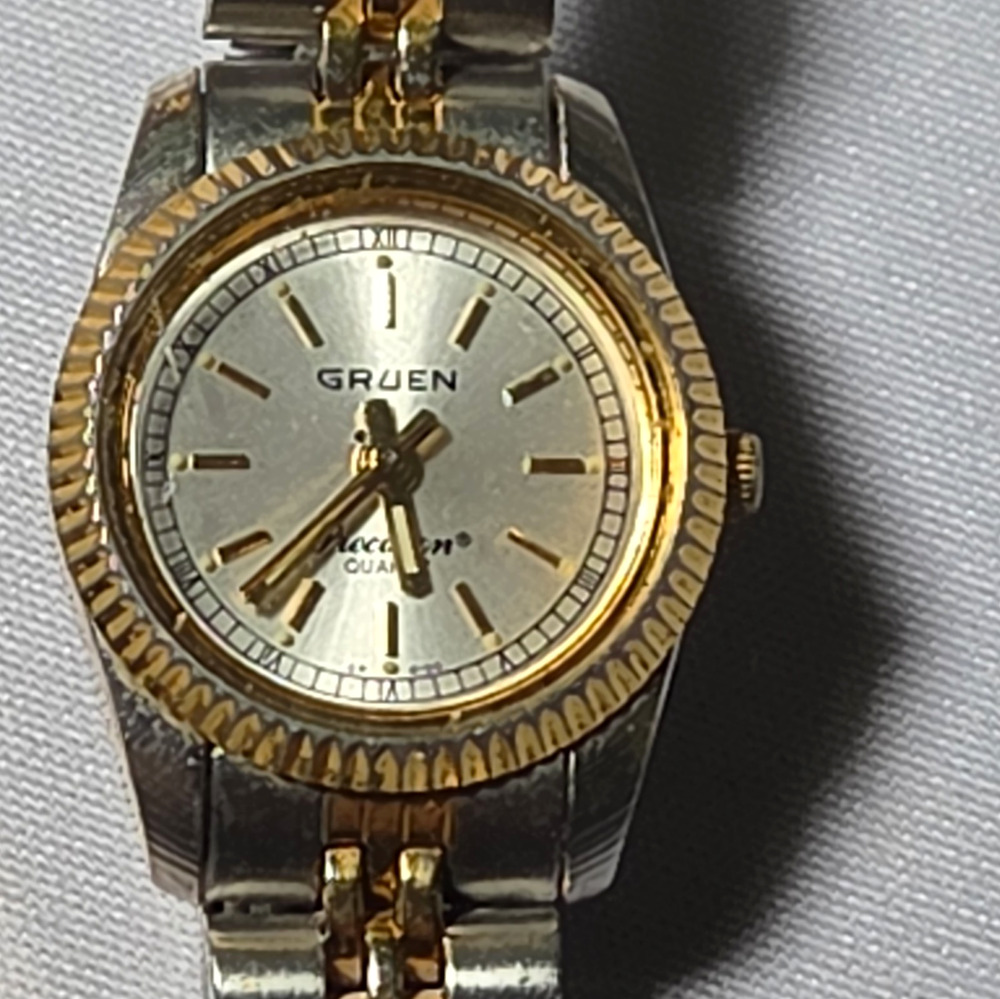 Gruen Precision Women’s Quartz Analog Two-Tone Bracelet Watch Silver Dial